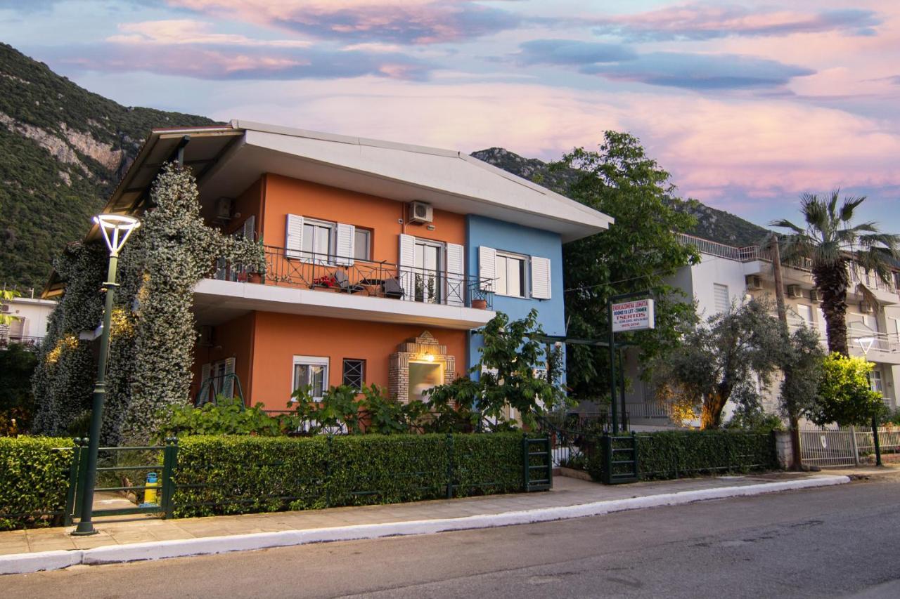 Tsertos Apartments Kamena Vourla Exterior photo